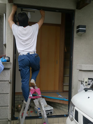 【東大阪市 M様低】玄関ドア工事
